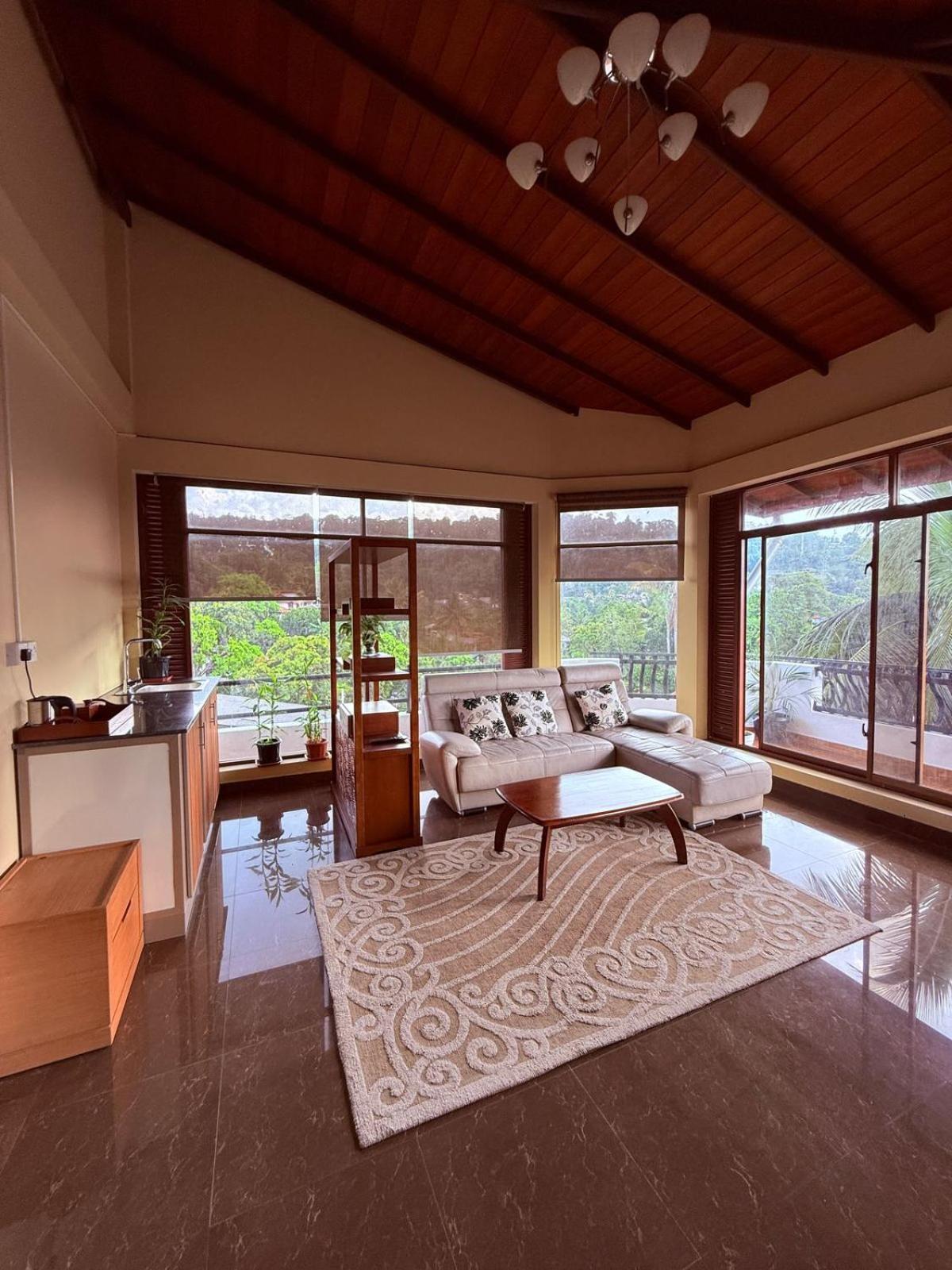 Resident View Homestay Канди Экстерьер фото