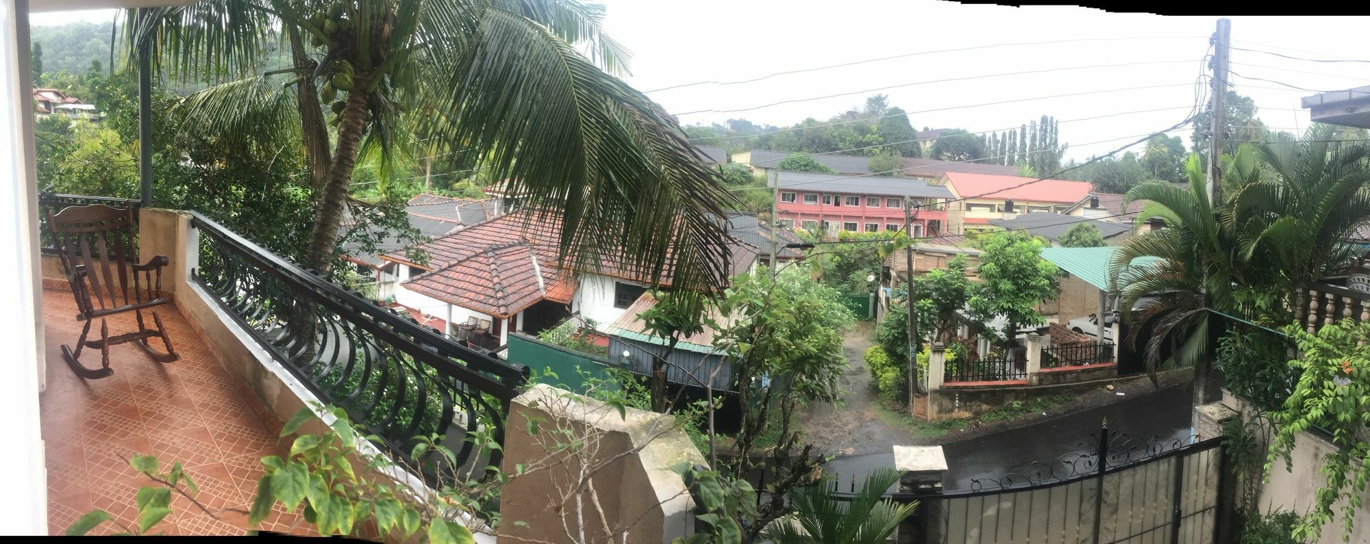 Resident View Homestay Канди Экстерьер фото