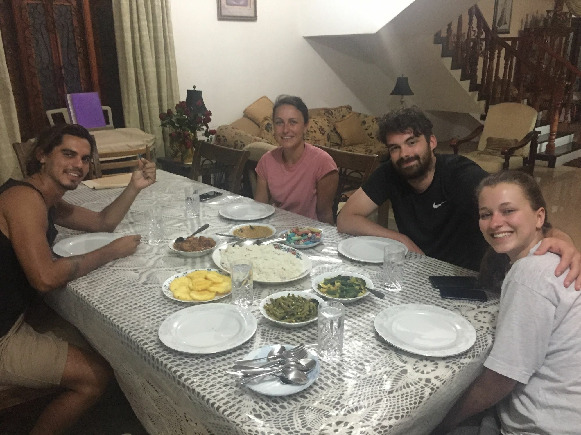 Resident View Homestay Канди Экстерьер фото