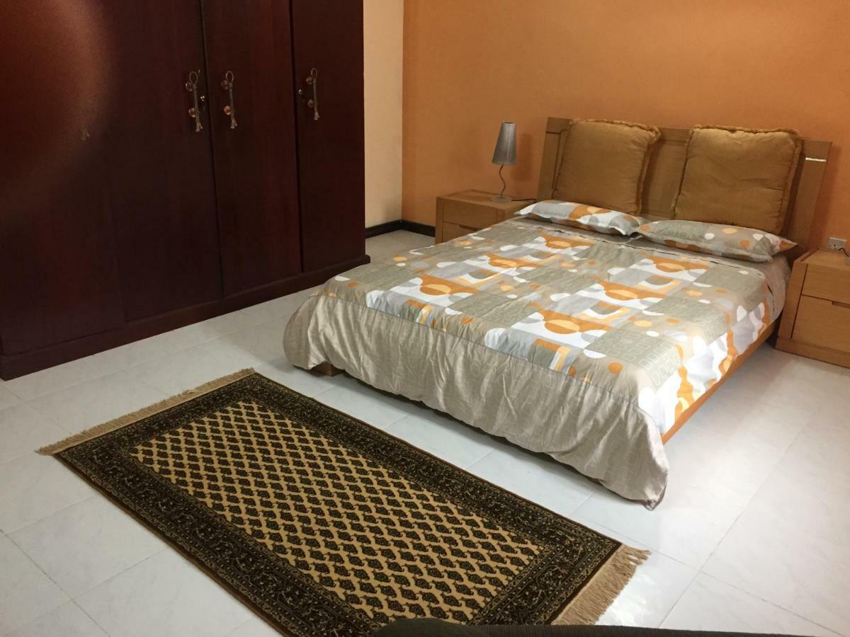 Resident View Homestay Канди Экстерьер фото