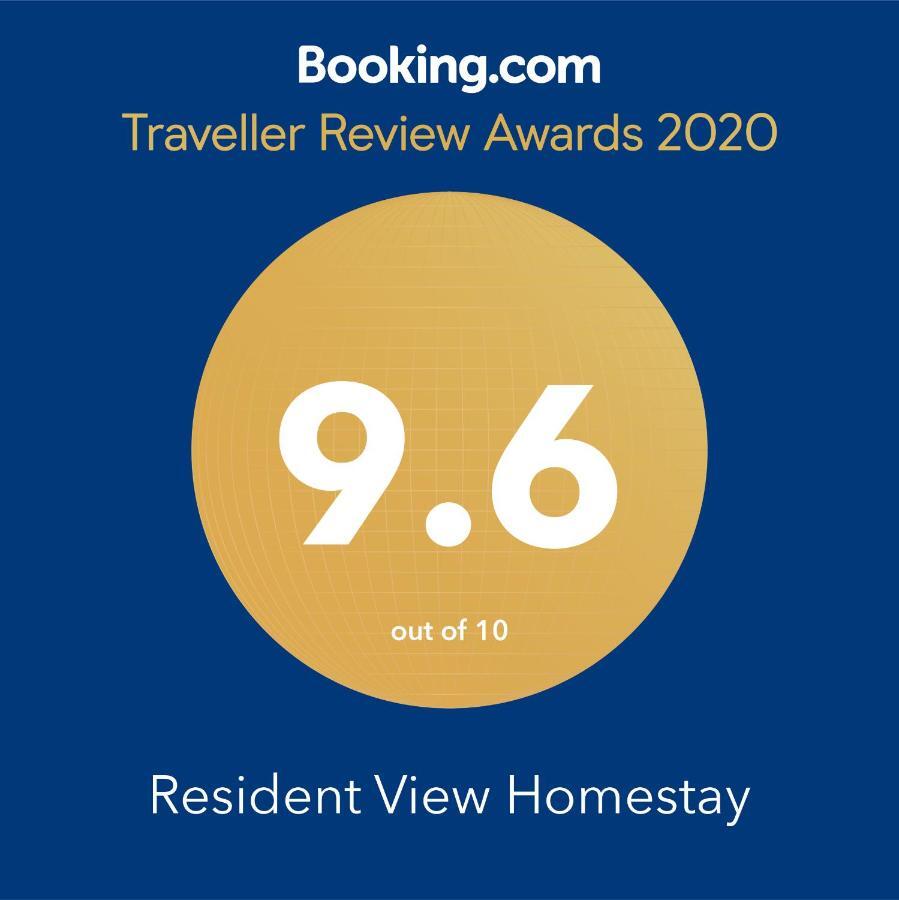 Resident View Homestay Канди Экстерьер фото